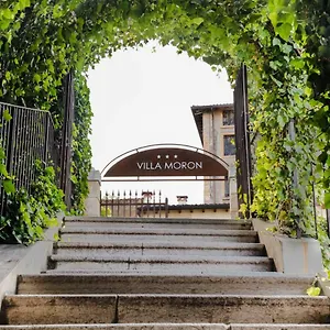 Hotel Moron, Negrar